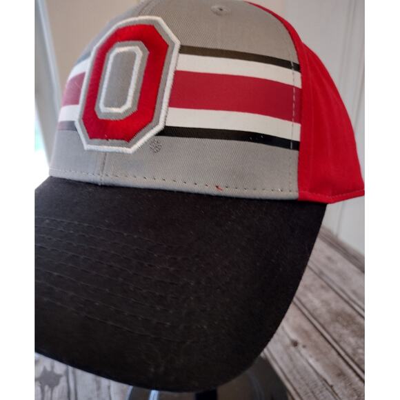 Ohio State x FAN1 | OSU "Block O" Embroidered Snapback Hat OSFM - Picture 4 of 11